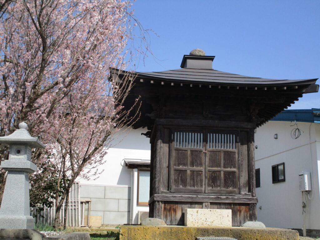 里見景佐のお霊屋